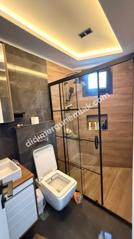  DİDİM HİSAR MAHALLESİNDE EŞYALI  HAVUZLU SİTE İÇİNDE  3+1  LÜKS  SATILIK VİLLA