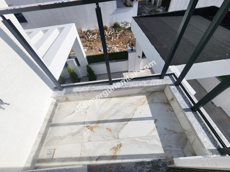  DİDİM HİSAR MAHALLESİNDE LÜKS 3+1 MÜSTAKİL HAVUZLU BAHÇELİ SATILIK VİLLA