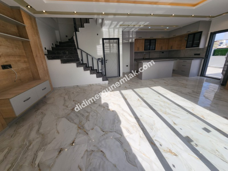  DİDİM HİSAR MAHALLESİNDE LÜKS 3+1 MÜSTAKİL HAVUZLU BAHÇELİ SATILIK VİLLA