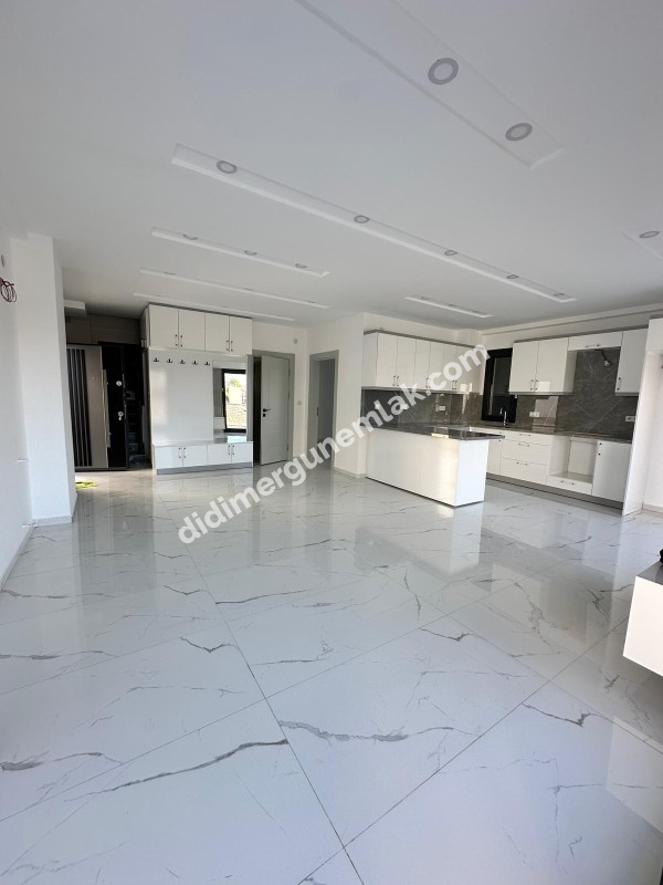 DİDİM ALTINKUM MAHALLESİNDE 290 M² ARSA İÇİNDE  4+1 TAM MÜSTAKİL HAVUZLU LÜKS VİLLA