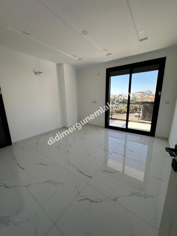 DİDİM ALTINKUM MAHALLESİNDE 290 M² ARSA İÇİNDE  4+1 TAM MÜSTAKİL HAVUZLU LÜKS VİLLA
