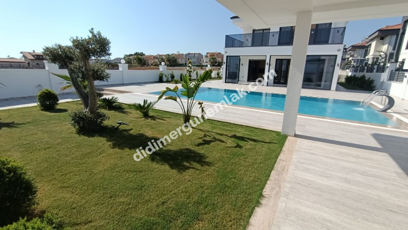 DİDİM HİSAR MAHALLESİNDE EŞYALI MÜSTAKİL HAVUZLU ,KIŞ BAHÇELİ LÜKS VİLLA