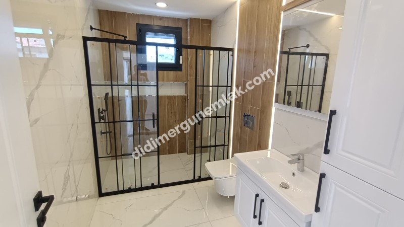 DİDİM HİSAR MAHALLESİNDE EŞYALI MÜSTAKİL HAVUZLU ,KIŞ BAHÇELİ LÜKS VİLLA