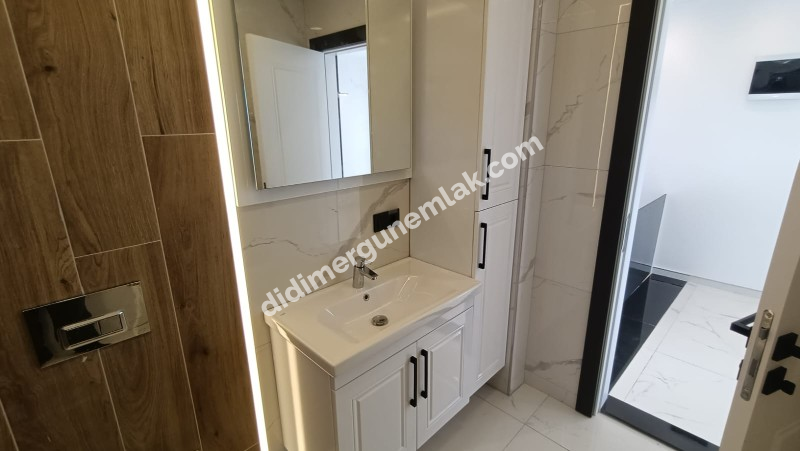 DİDİM HİSAR MAHALLESİNDE EŞYALI MÜSTAKİL HAVUZLU ,KIŞ BAHÇELİ LÜKS VİLLA