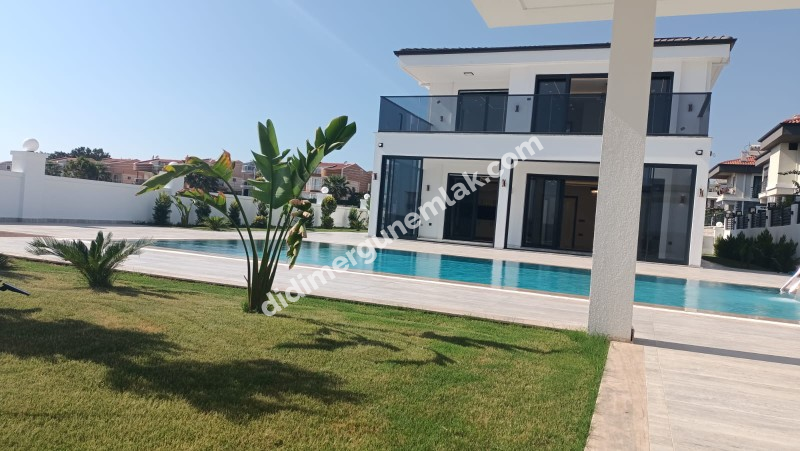 DİDİM HİSAR MAHALLESİNDE EŞYALI MÜSTAKİL HAVUZLU ,KIŞ BAHÇELİ LÜKS VİLLA