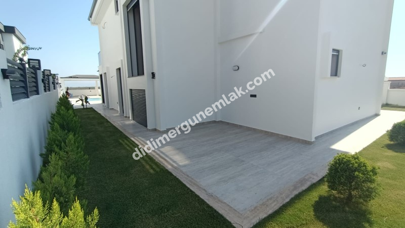 DİDİM HİSAR MAHALLESİNDE EŞYALI MÜSTAKİL HAVUZLU ,KIŞ BAHÇELİ LÜKS VİLLA