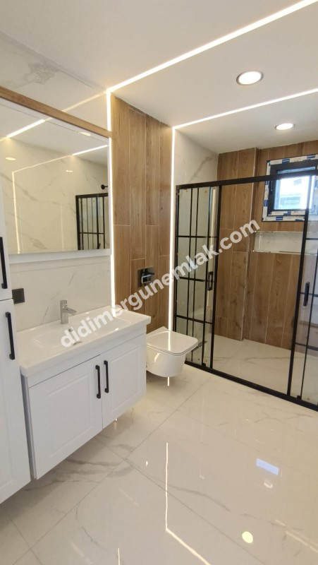 DİDİM HİSAR MAHALLESİNDE EŞYALI MÜSTAKİL HAVUZLU ,KIŞ BAHÇELİ LÜKS VİLLA