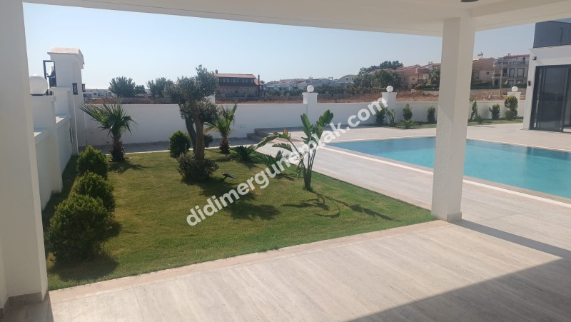 DİDİM HİSAR MAHALLESİNDE EŞYALI MÜSTAKİL HAVUZLU ,KIŞ BAHÇELİ LÜKS VİLLA
