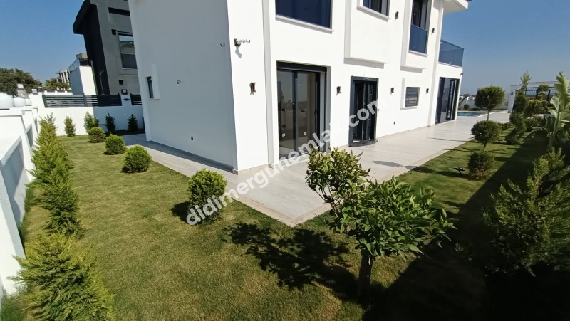 DİDİM HİSAR MAHALLESİNDE EŞYALI MÜSTAKİL HAVUZLU ,KIŞ BAHÇELİ LÜKS VİLLA