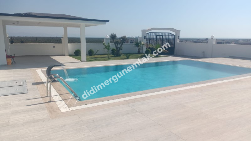 DİDİM HİSAR MAHALLESİNDE EŞYALI MÜSTAKİL HAVUZLU ,KIŞ BAHÇELİ LÜKS VİLLA