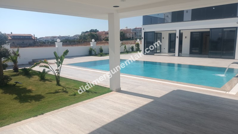 DİDİM HİSAR MAHALLESİNDE EŞYALI MÜSTAKİL HAVUZLU ,KIŞ BAHÇELİ LÜKS VİLLA