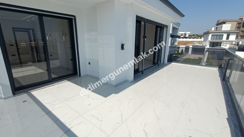 DİDİM HİSAR MAHALLESİNDE EŞYALI MÜSTAKİL HAVUZLU ,KIŞ BAHÇELİ LÜKS VİLLA