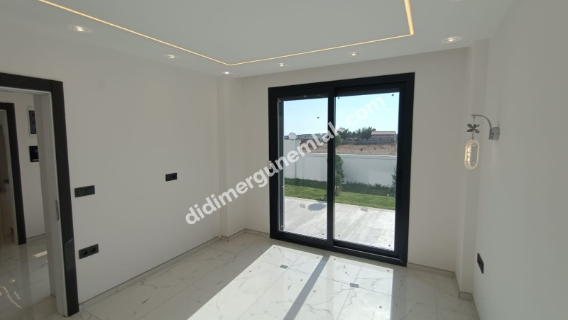 DİDİM HİSAR MAHALLESİNDE EŞYALI MÜSTAKİL HAVUZLU ,KIŞ BAHÇELİ LÜKS VİLLA