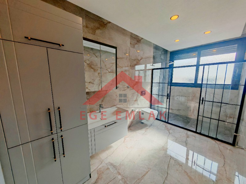 Didim Hisar Mahallesi’nde Sıfır Müstakil Havuzlu Lüks Villa | 400 m² Arsa – 4+1 Modern Tasarım