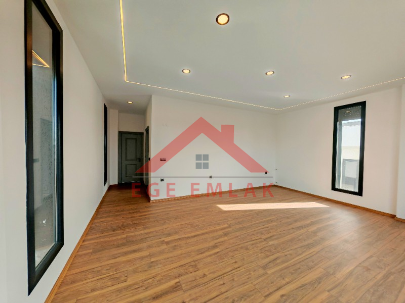 Didim Hisar Mahallesi’nde Sıfır Müstakil Havuzlu Lüks Villa | 400 m² Arsa – 4+1 Modern Tasarım