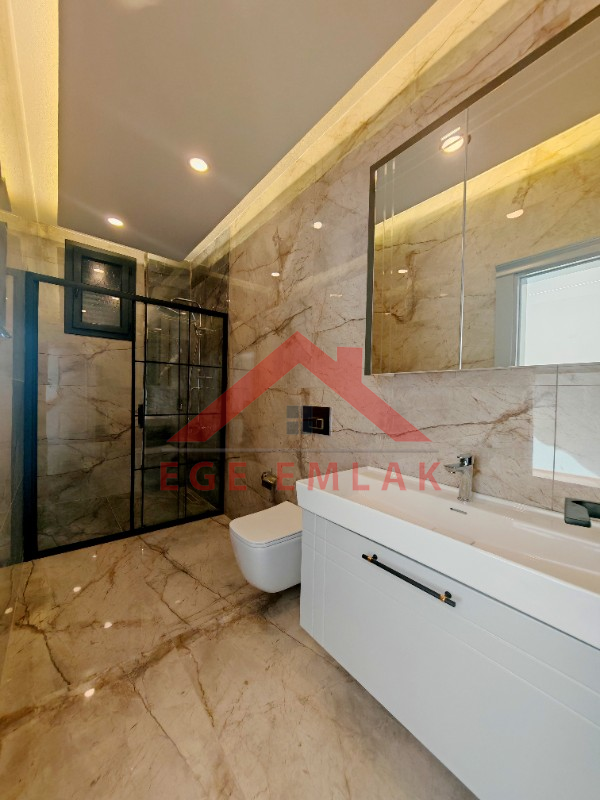 Didim Hisar Mahallesi’nde Sıfır Müstakil Havuzlu Lüks Villa | 400 m² Arsa – 4+1 Modern Tasarım