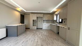 Elmas’tan Merkez’de Daha Lüksü Yok! Şık Ferah 4+1