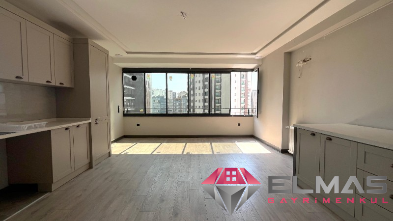 Elmas’tan Merkez’de Daha Lüksü Yok! Şık Ferah 4+1