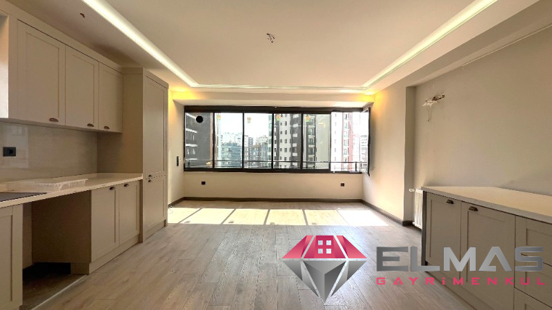 Elmas’tan Merkez’de Daha Lüksü Yok! Şık Ferah 4+1