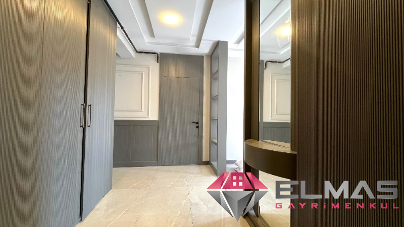 Elmas’tan Merkez’de Daha Lüksü Yok! Şık Ferah 4+1