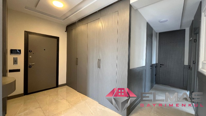 Elmas’tan Merkez’de Daha Lüksü Yok! Şık Ferah 4+1