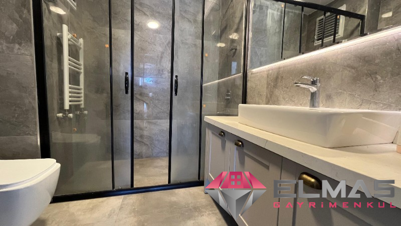 Elmas’tan Merkez’de Daha Lüksü Yok! Şık Ferah 4+1