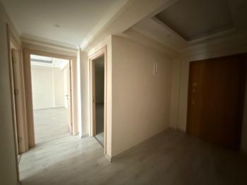 karşıyaka cumhuriyet mahallesinde 2+1 satılık daire