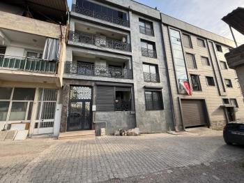 karşıyaka cumhuriyet mahallesinde 2+1 satılık daire