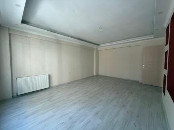 karşıyaka cumhuriyet mahallesinde 2+1 satılık daire