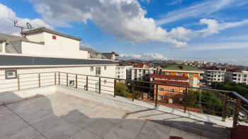 KAVAKLI MAH SATILIK 4+1 DUBLEX DAİRE KAT MÜLKİYETLİ OTOPARKLI