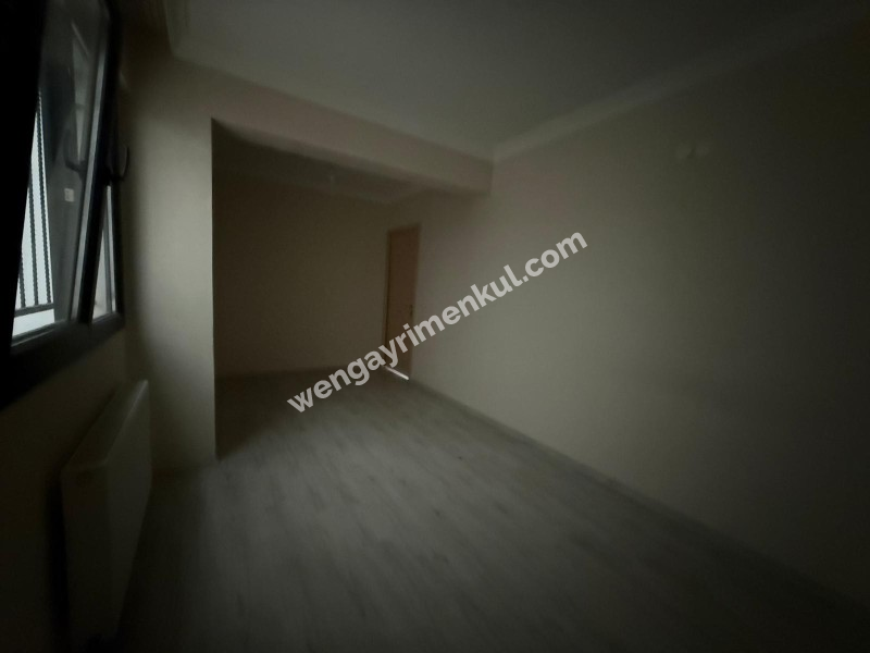 karşıyaka cumhuriyet mahallesinde 2+1 satılık daire