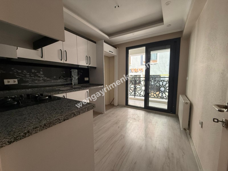 karşıyaka cumhuriyet mahallesinde 2+1 satılık daire