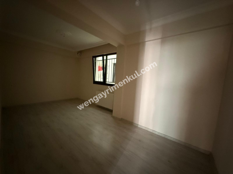 karşıyaka cumhuriyet mahallesinde 2+1 satılık daire