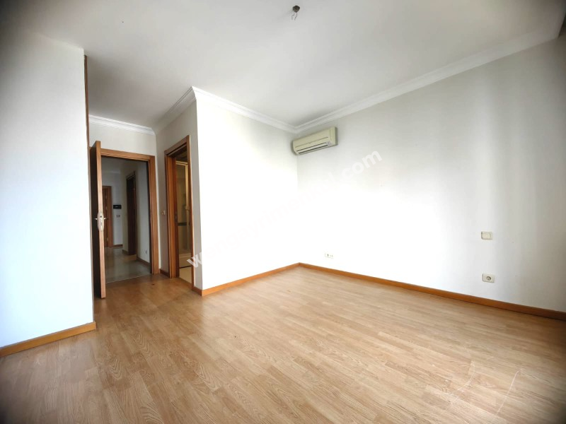 SOYAK MAVİŞEHİR A BÖLGESİNDE, DENİZ MANZARALI 2+1