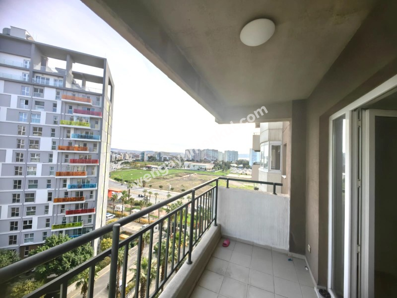 SOYAK MAVİŞEHİR A BÖLGESİNDE, DENİZ MANZARALI 2+1