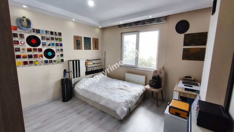 KAVAKLI MAH SATILIK 4+1 DUBLEX DAİRE KAT MÜLKİYETLİ OTOPARKLI