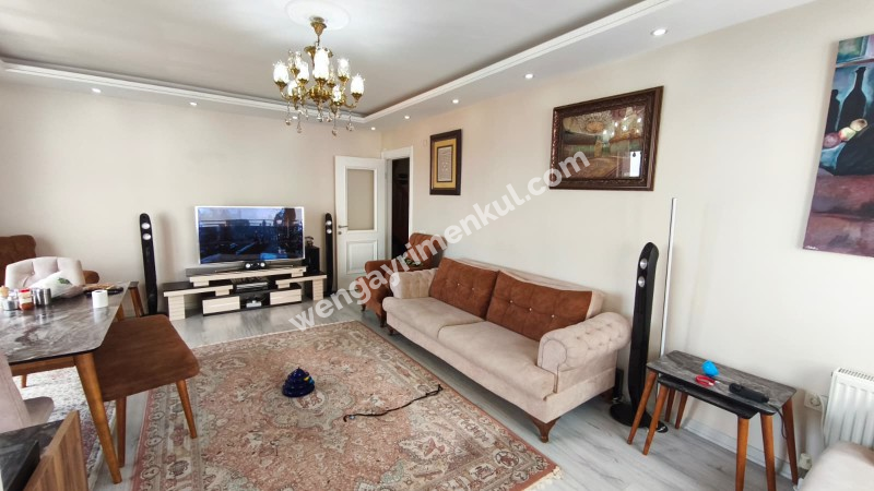 KAVAKLI MAH SATILIK 4+1 DUBLEX DAİRE KAT MÜLKİYETLİ OTOPARKLI