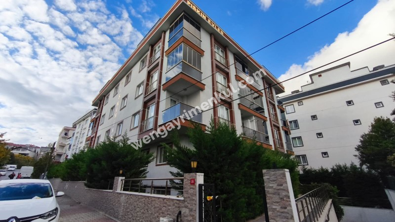 KAVAKLI MAH SATILIK 4+1 DUBLEX DAİRE KAT MÜLKİYETLİ OTOPARKLI