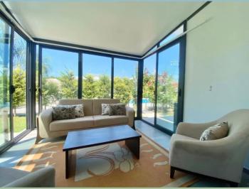 Kıbrıs Girne Ozanköy Havuzlu Site İçerisinde Bahçeli Satılık 2+1 Daire