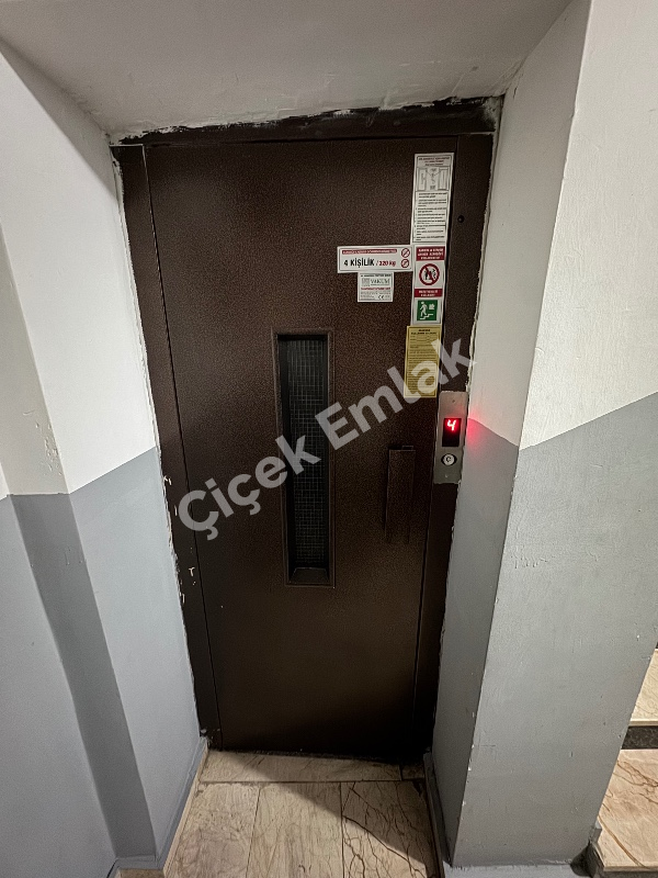 Yeşilpınar'da 2+1 Giriş Altı Kot 1 Yeni Bina'da Kiralık Daire