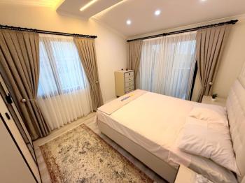 Didim'de 310 Metre Kare Arsa Üzerinde Satılık 5+1 Villa