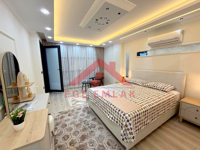 Didim'de 310 Metre Kare Arsa Üzerinde Satılık 5+1 Villa