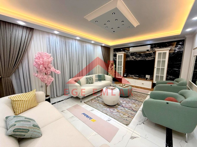 Didim'de 310 Metre Kare Arsa Üzerinde Satılık 5+1 Villa