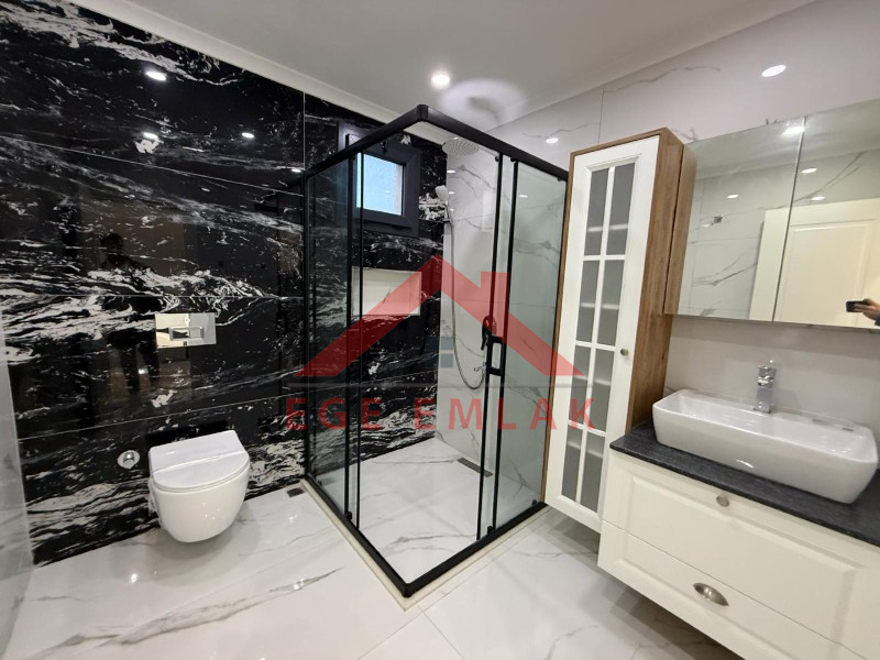 Didim'de 310 Metre Kare Arsa Üzerinde Satılık 5+1 Villa