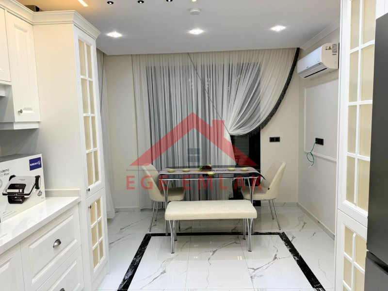 Didim'de 310 Metre Kare Arsa Üzerinde Satılık 5+1 Villa