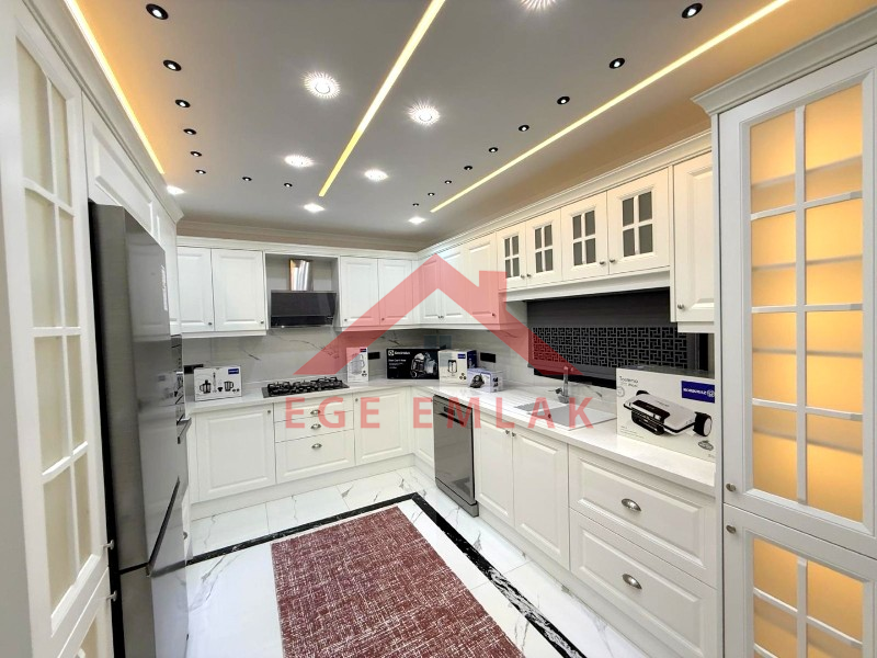 Didim'de 310 Metre Kare Arsa Üzerinde Satılık 5+1 Villa