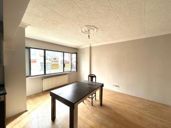 Kağıthane Ortabayır'da 2+1 Balkonlu Kiralık Daire