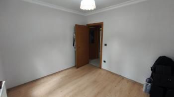 YAKUPLU MAH. 134. SK SATILIK 1+1 BAHÇE KATI DAİRE KAT MÜLKİYETLİ