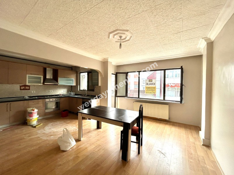 Kağıthane Ortabayır'da 2+1 Balkonlu Kiralık Daire