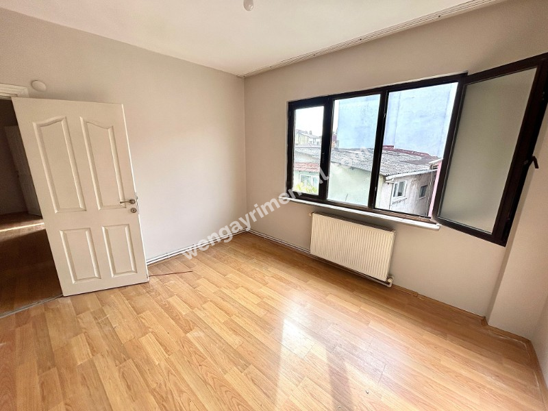 Kağıthane Ortabayır'da 2+1 Balkonlu Kiralık Daire
